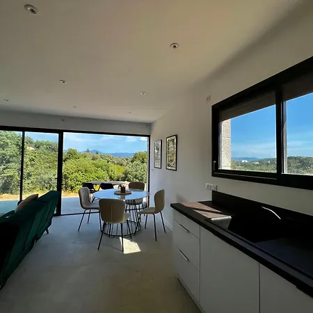 Magnifique Ajaccio אז'אקסיו